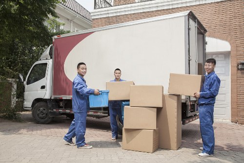 Moving planner outlining steps for home moves in Hampstead